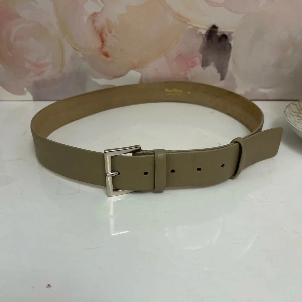 MaxMara belt size L